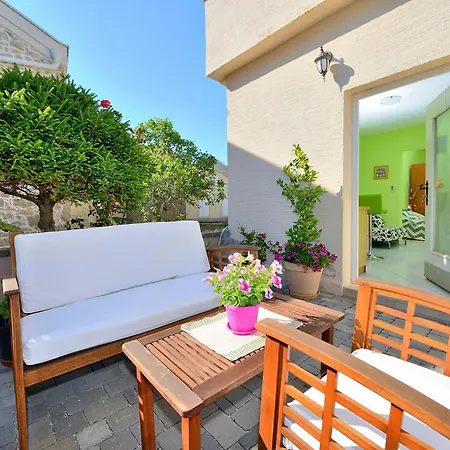 Apartman Karla & Marija Petrčane