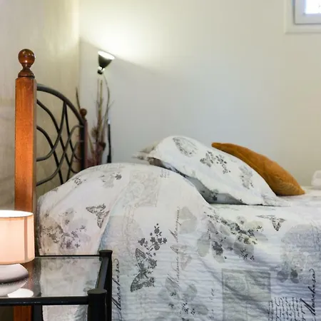 Karla & Marija Daire *